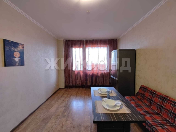 
  Продается 2-комн. квартира, 44.8 м², Сергея Ускова ул
. Фото 3.