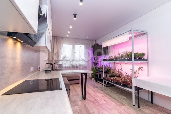 
  Продается 4-комн. квартира, 88.5 м², Юрина ул
. Фото 3.