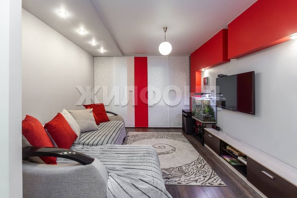 
  Продается 3-комн. квартира, 83 м², Лазурная ул
. Фото 7.