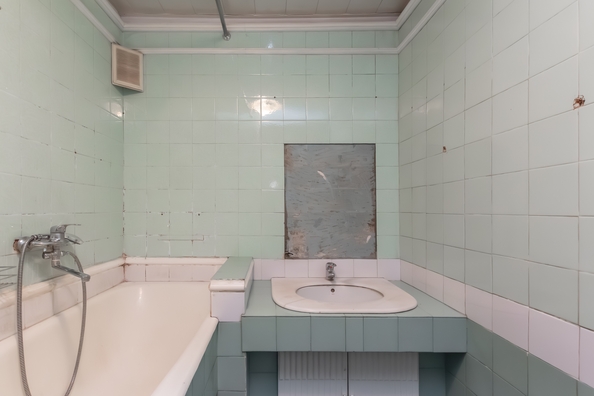 
  Продам 4-комн. квартиру 99.8 м². Фото 16.