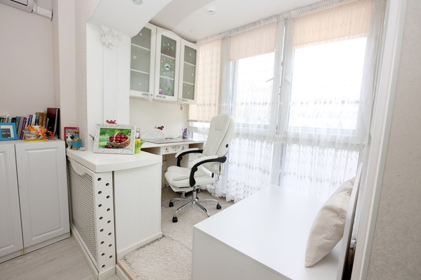 
  Продам 2-комн. квартиру 59.2 м². Фото 2.