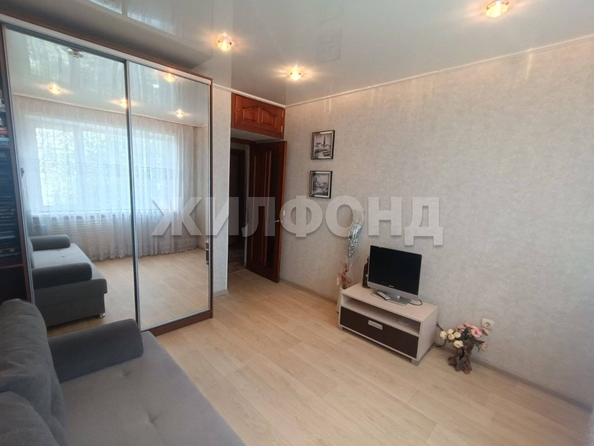 
  Продается 3-комн. квартира 62.3 м². Фото 1.