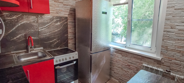 
  Продам 4-комн. квартиру 60.9 м². Фото 8.
