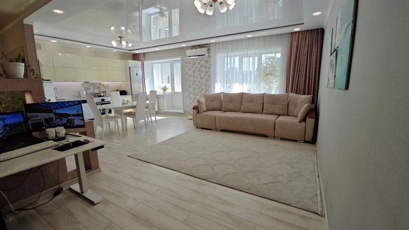 
  Продается 3-комн. квартира 80.7 м². Фото 1.