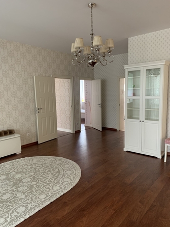 
  Сдается 3-комн. квартира 128 м². Фото 4.