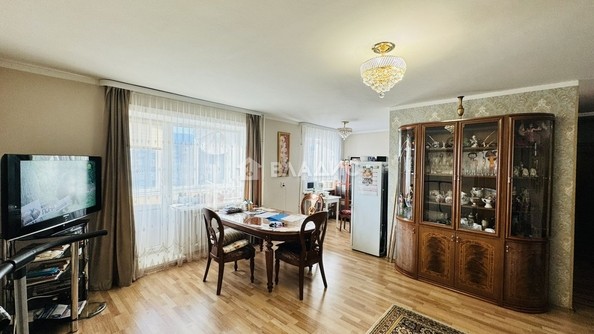 
   Продам 4-комнатную, 64.8 м², Ключевская ул, 35

. Фото 9.