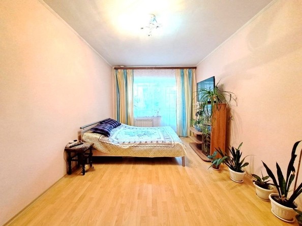 
   Продам 3-комнатную, 73 м², Строителей Проспект, 58Ак1

. Фото 9.