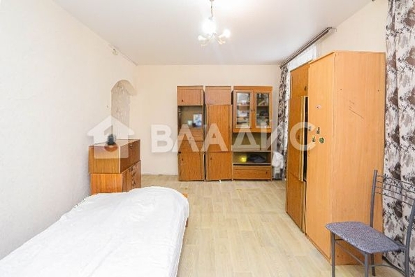 
   Продам 2-комнатную, 49.9 м², Гвардейская ул, 2

. Фото 2.