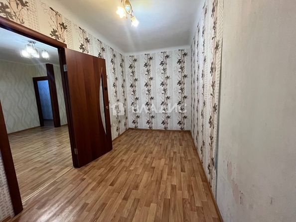 
   Продам 2-комнатную, 43 м², Родины ул, 2

. Фото 3.