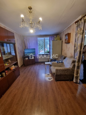 
   Продам 2-комнатную, 42.2 м², 

. Фото 8.