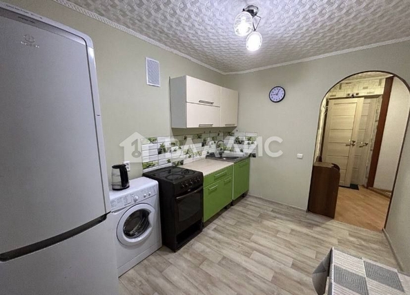 
   Продам 1-комнатную, 30.1 м², Тобольская ул, 59

. Фото 4.