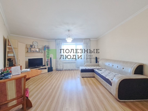 
   Продам 3-комнатную, 72 м², Гагарина ул, 73А

. Фото 8.