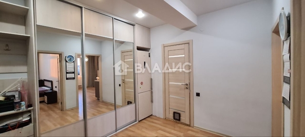 
   Продам 1-комнатную, 48.6 м², Калашникова ул, 11Б/1

. Фото 3.