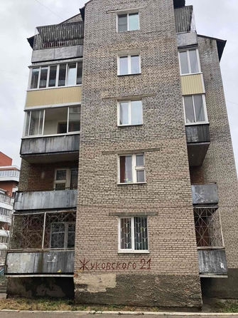 
   Продам 3-комнатную, 77 м², Жуковского ул, 21

. Фото 5.