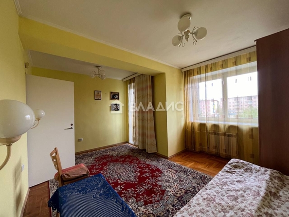 
   Продам 3-комнатную, 85.8 м², Бабушкина ул, 32

. Фото 4.