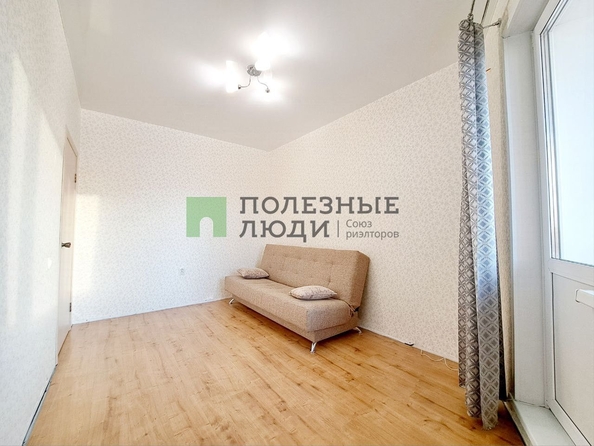 
   Продам 2-комнатную, 39 м², Смолина ул, 77

. Фото 4.