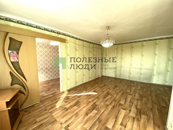 
   Продам 2-комнатную, 42.2 м², Родины ул, 7

. Фото 7.