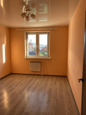 
   Продам 1-комнатную, 41.4 м², Крылова ул, 4Г

. Фото 8.