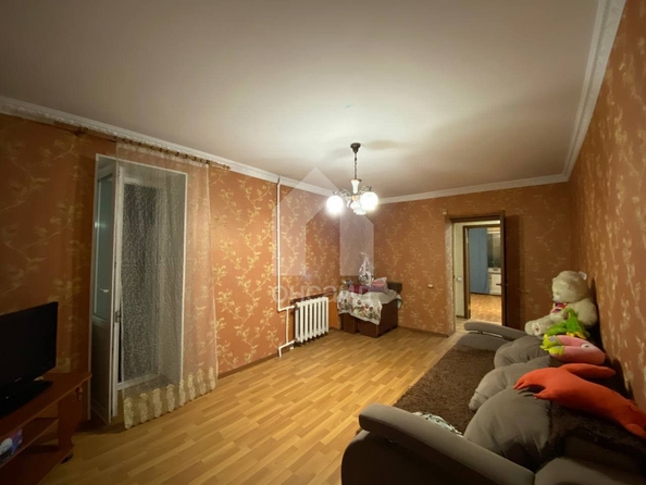 
   Продам 3-комнатную, 70.8 м², Октябрьская ул, 45

. Фото 1.