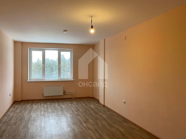 
   Продам 3-комнатную, 74 м², Виктора Военнова ул, 8

. Фото 6.