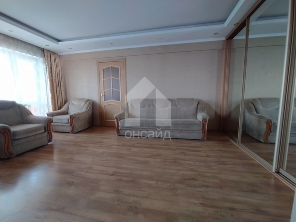 
   Продам 2-комнатную, 45.8 м², Карла Маркса б-р, 4

. Фото 5.