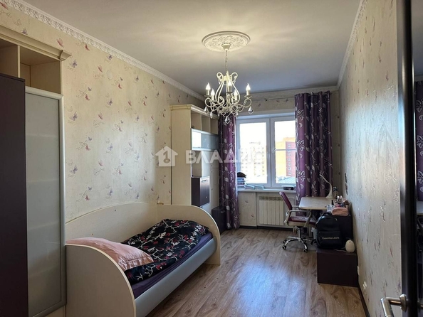 
   Продам 3-комнатную, 93 м², Мокрова ул, 28А

. Фото 2.