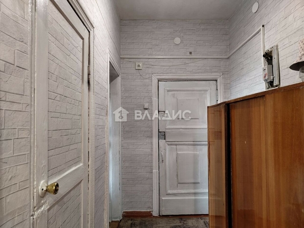
  Продается 1-комн. квартира, 33.5 м², Хахалова ул, д. 12
. Фото 2.