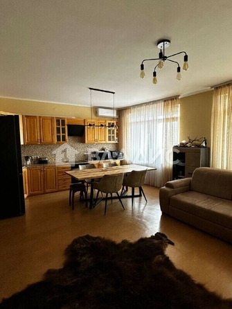 
  Продается 2-комн. квартира, 80 м², Комсомольская ул, д. 1В
. Фото 3.