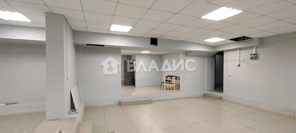 
  Продается универсальное помещение, 100.8 м², Трубачеева ул, д. 69
. Фото 3.