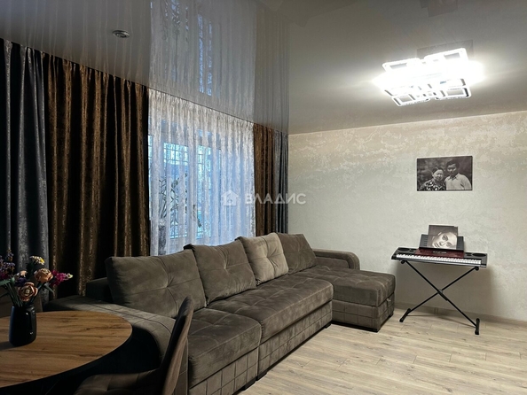 
  Продается 3-комн. квартира, 63.3 м², Строителей ул, д. 70Б
. Фото 1.