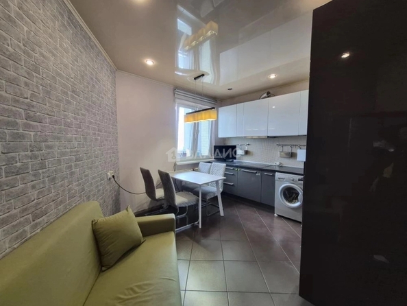 
  Продам 1-комн. квартиру 50.2 м². Фото 10.
