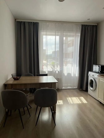 
  Продам 2-комн. квартиру 56.3 м². Фото 1.