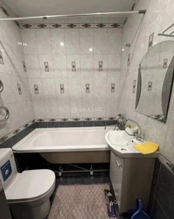 
  Продам 2-комн. квартиру 47.7 м², в ЖК Богатырский, блок-секция 5. Фото 7.