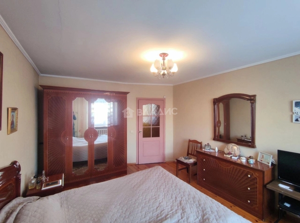 
  Продам 4-комн. квартиру 109.8 м². Фото 25.