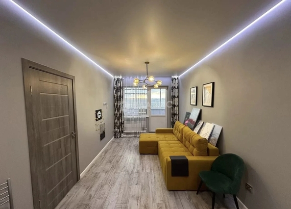 
  Продам 2-комн. квартиру 47.8 м². Фото 3.