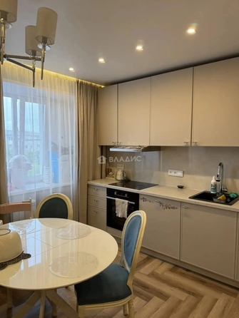 
  Продам 2-комн. квартиру 48.9 м². Фото 2.