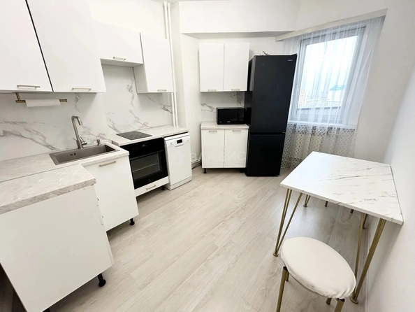 
  Продам 1-комн. квартиру 42 м². Фото 6.