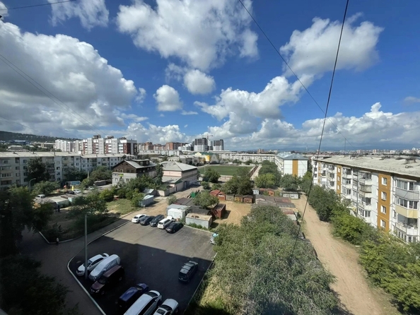 
  Продам 3-комн. квартиру 65.9 м². Фото 16.