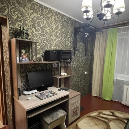 
  Продам 4-комн. квартиру 70.3 м². Фото 9.