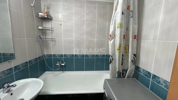 
  Продам 2-комн. квартиру 48.9 м². Фото 10.