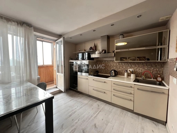 
  Продам 2-комн. квартиру 67.8 м². Фото 1.
