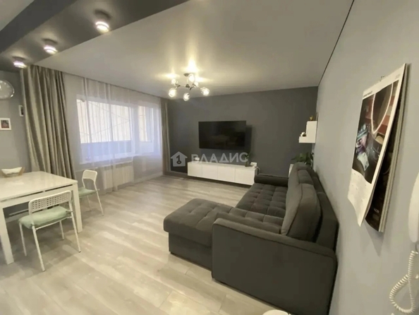 
  Продам 3-комн. квартиру 63.4 м². Фото 1.