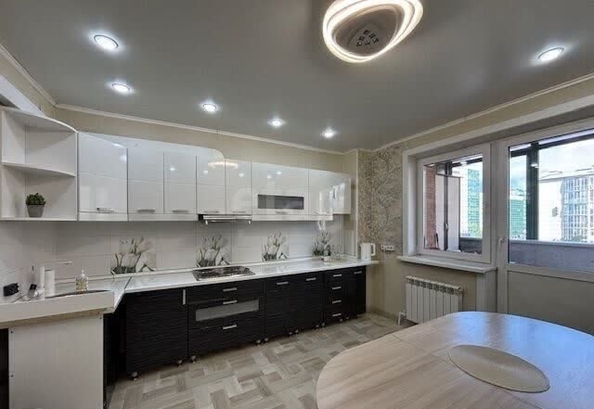 
  Продается 2-комн. квартира 66.5 м², в ЖК Изумрудный, 3 очередь. Фото 2.