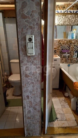 
  Продается 4-комн. квартира 63.5 м². Фото 1.