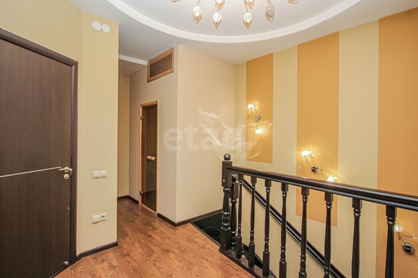 
  Продается 4-комн. квартира 106.8 м². Фото 2.