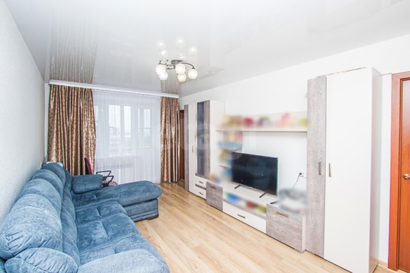 
  Продается 4-комн. квартира 63.8 м². Фото 1.