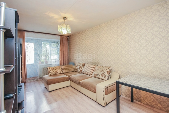 
  Продается 4-комн. квартира 72 м². Фото 1.