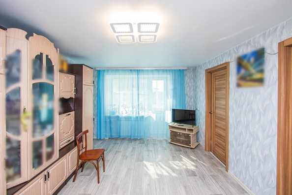 
  Продается 4-комн. квартира 63 м². Фото 1.