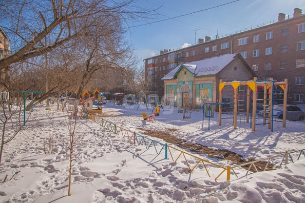 
  Продается 4-комн. квартира 63 м². Фото 31.