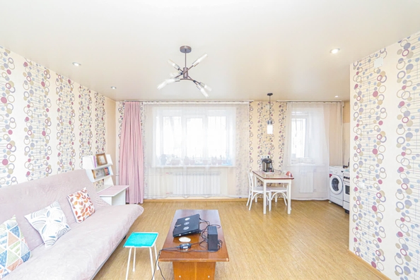 
  Продается 4-комн. квартира 64.9 м². Фото 1.
